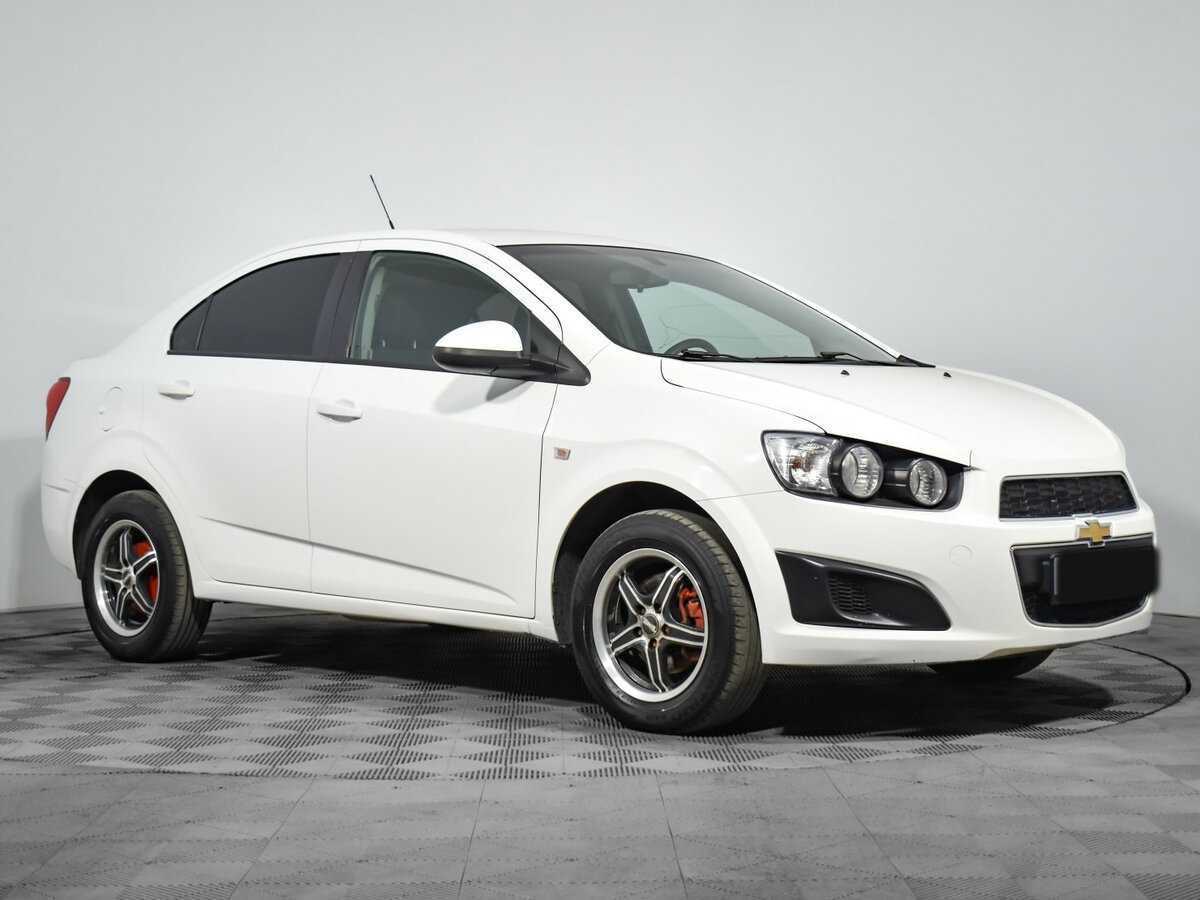 Chevrolet Aveo, 2014 Фото №3