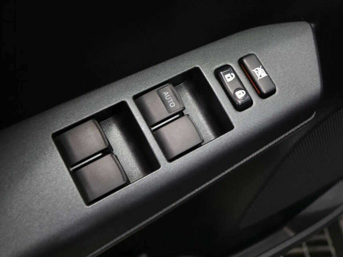 Toyota RAV4, 2019 Фото №13