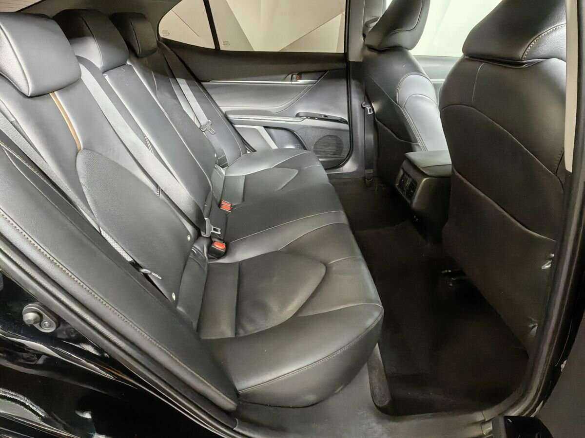 Toyota Camry, 2019 Фото №12