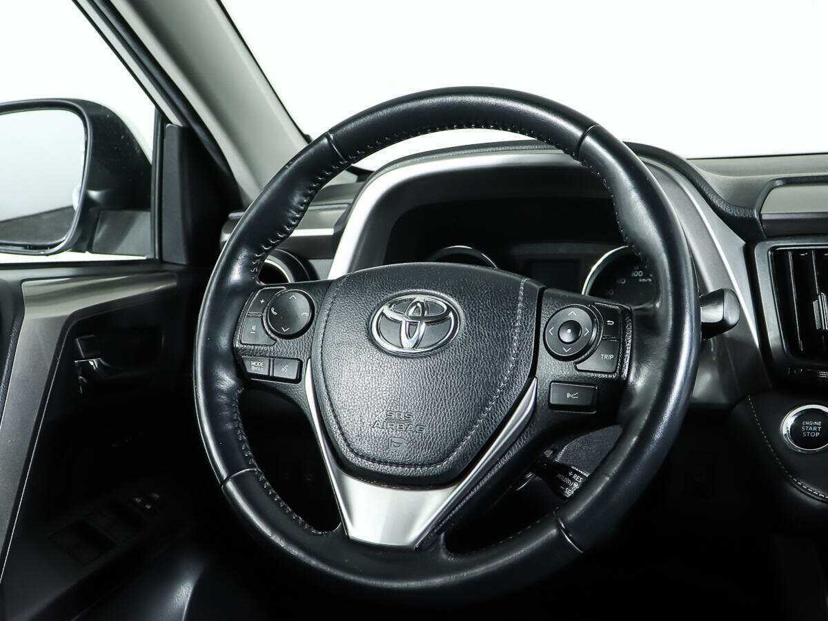Toyota RAV4, 2018 Фото №14