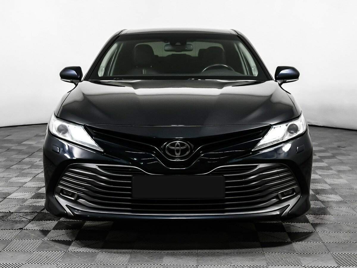 Toyota Camry, 2019 Фото №2
