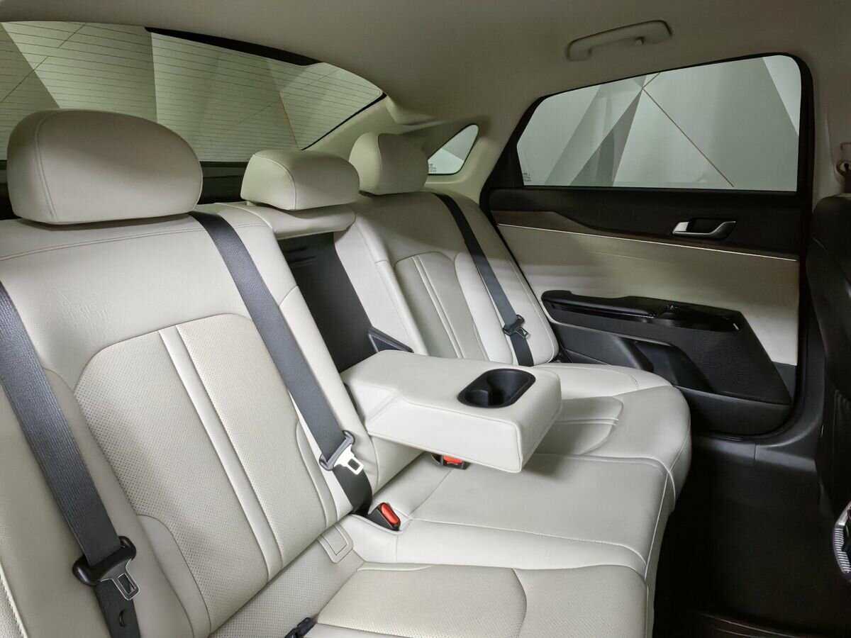 Kia K5, 2020 Фото №13