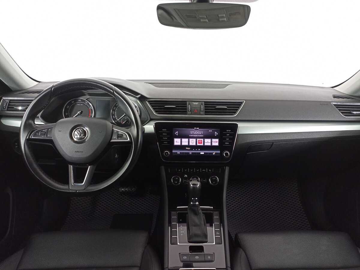Skoda Superb, 2018 Фото №12