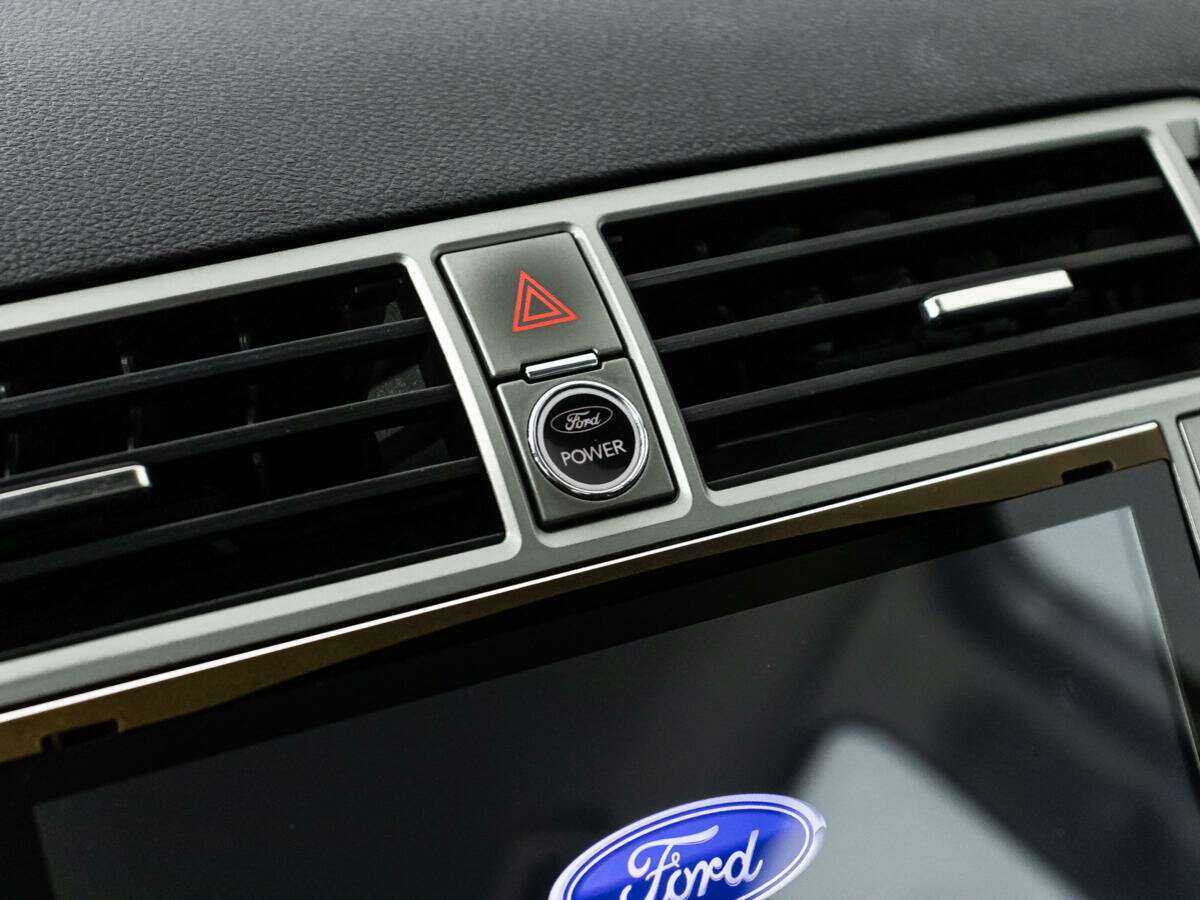Ford Kuga, 2012 Фото №16