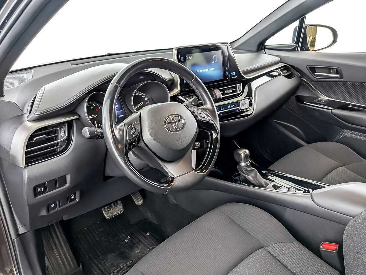 Toyota C-HR, 2019 Фото №16