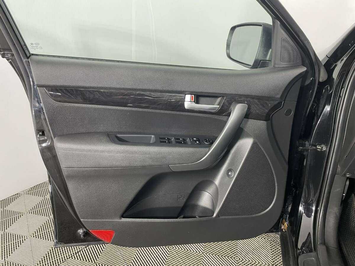 Kia Sorento, 2019 Фото №8