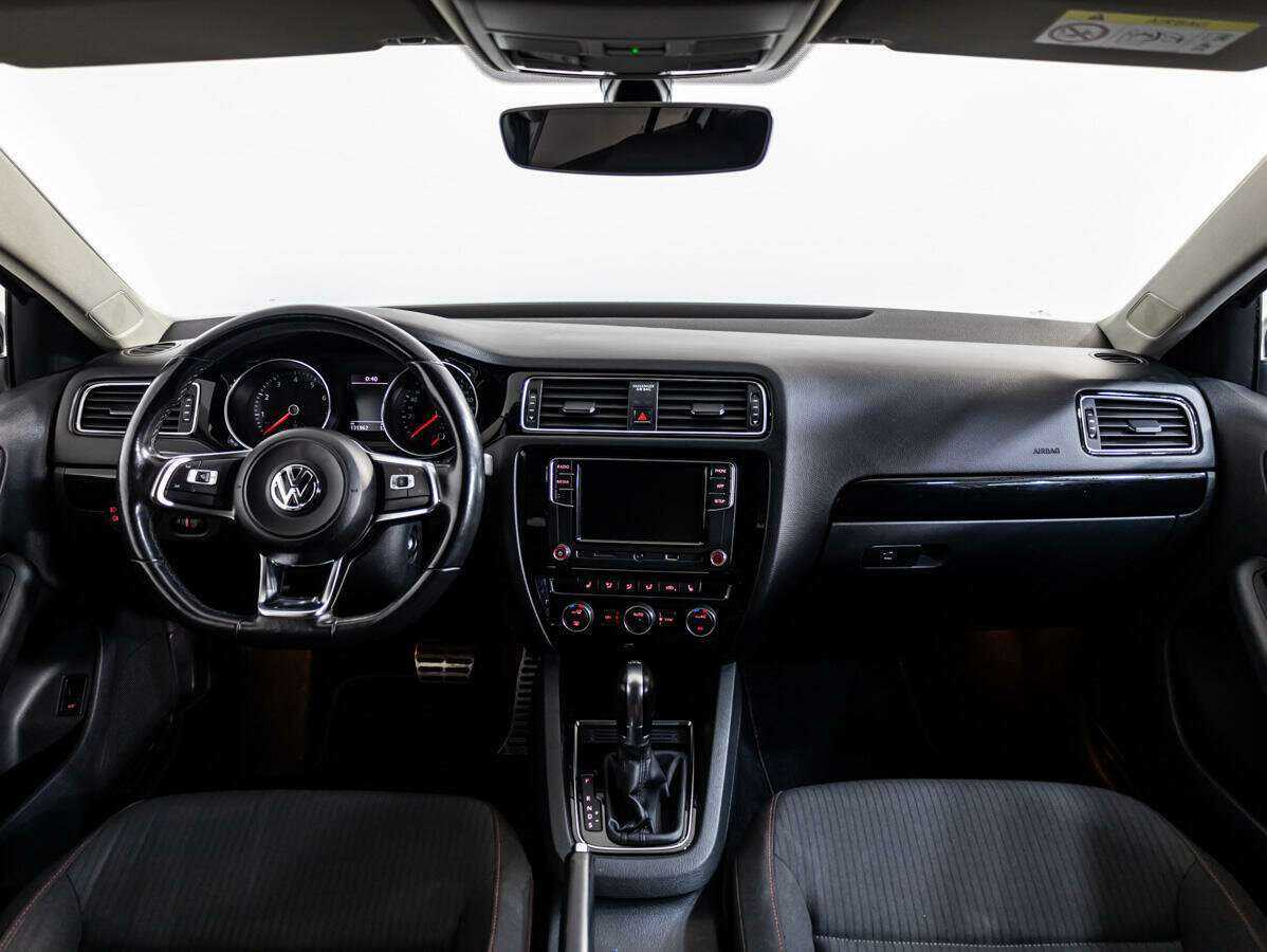 Volkswagen Jetta, 2017 Фото №9