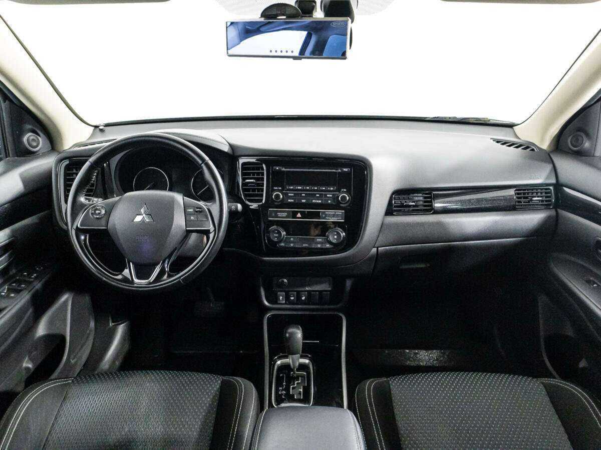 Mitsubishi Outlander, 2019 Фото №13