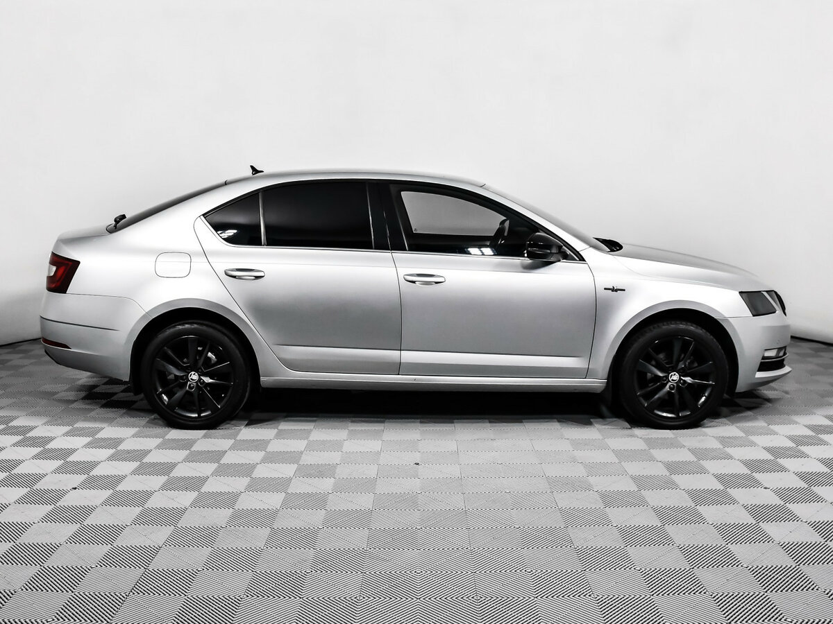 Skoda Octavia III (A7) Рестайлинг, 2020 Фото №4