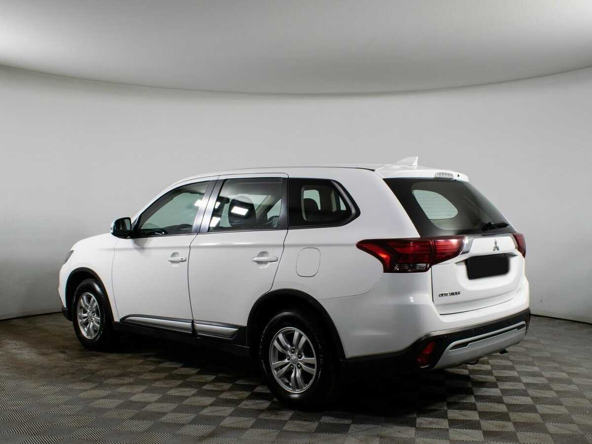Mitsubishi Outlander, 2020 Фото №7