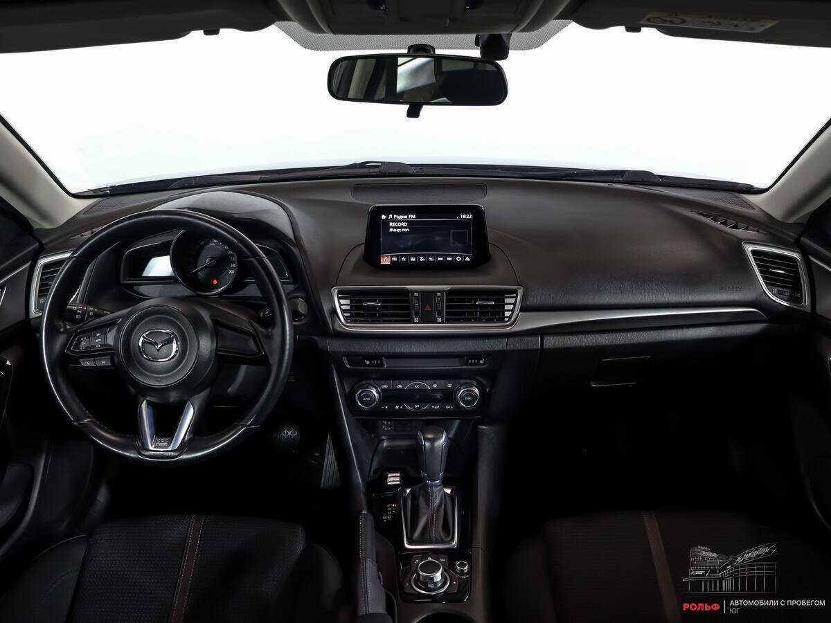 Mazda 3, 2017 Фото №10