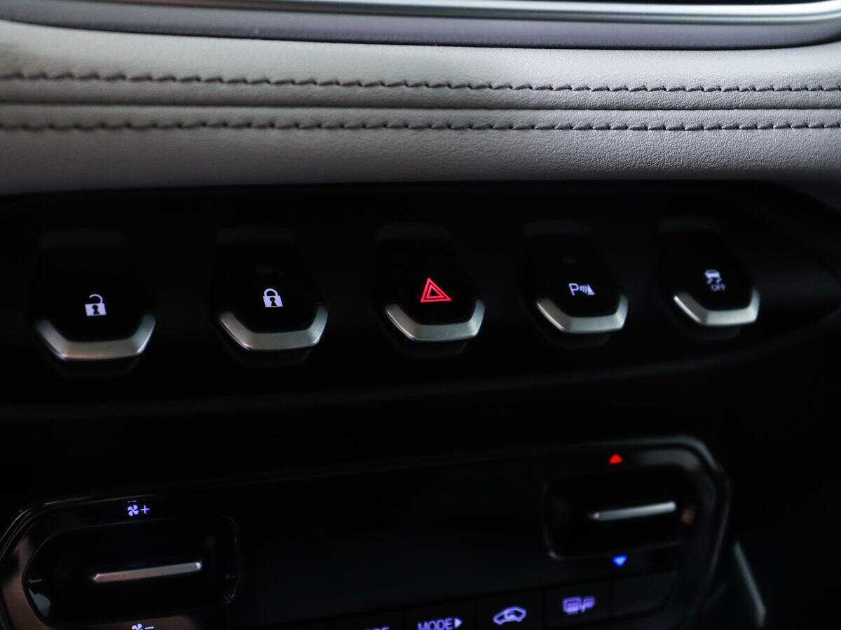 Chevrolet Captiva, 2022 Фото №16