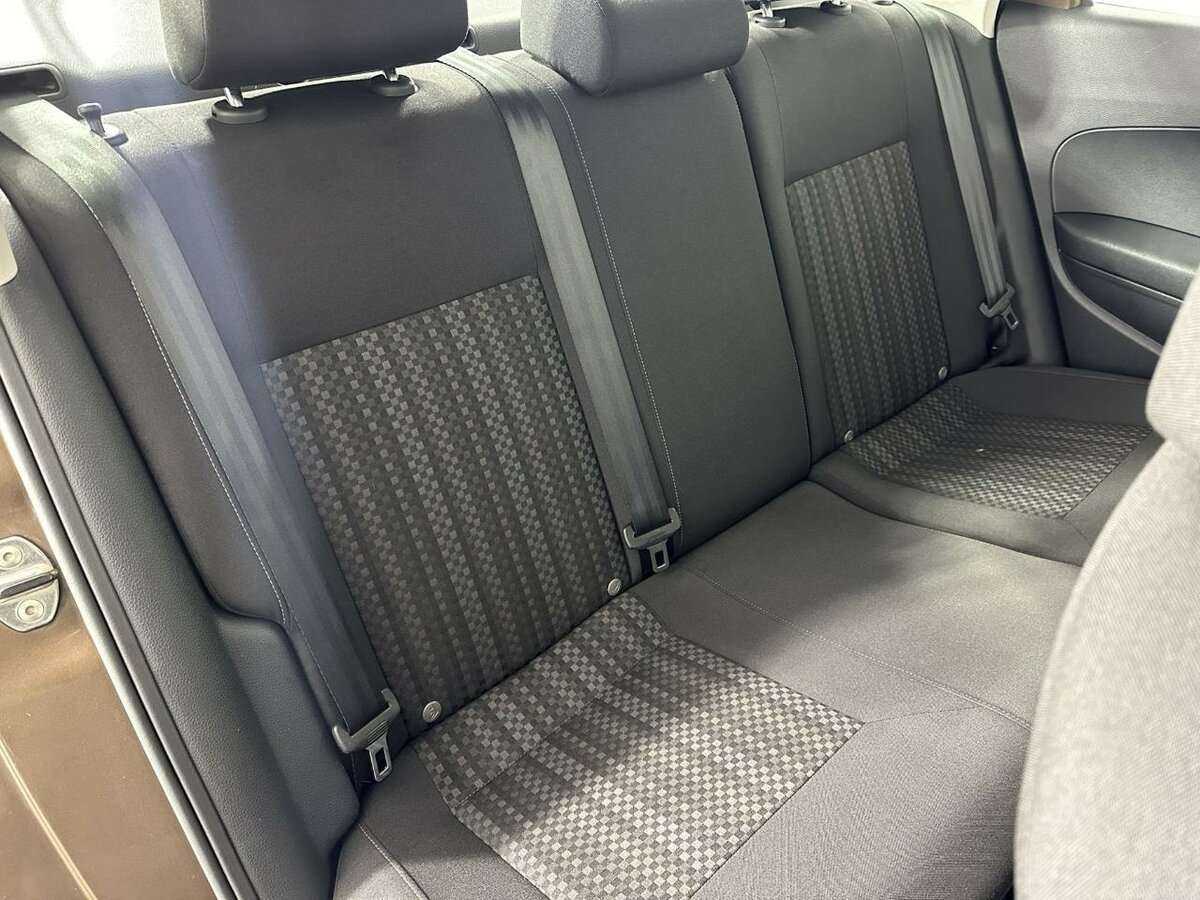 Volkswagen Polo, 2016 Фото №15