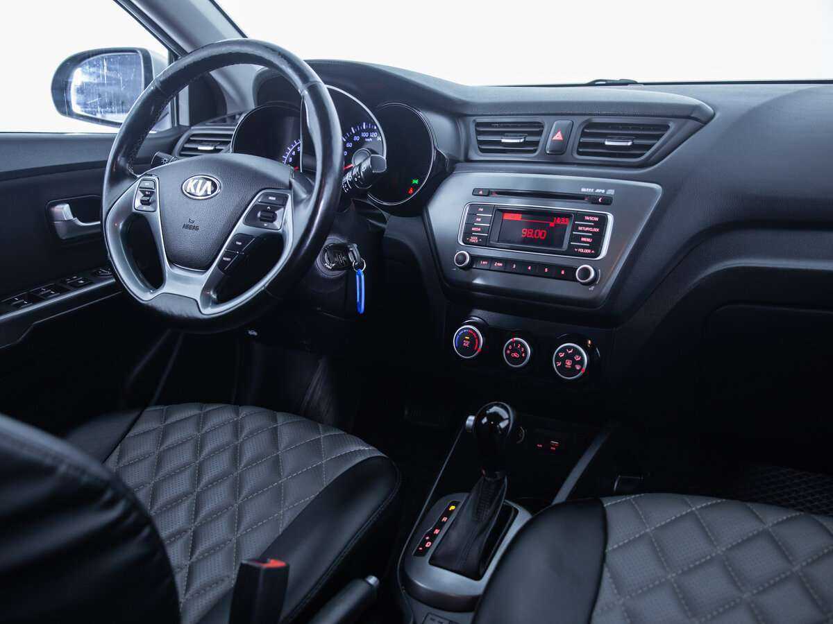 Kia Rio, 2017 Фото №13
