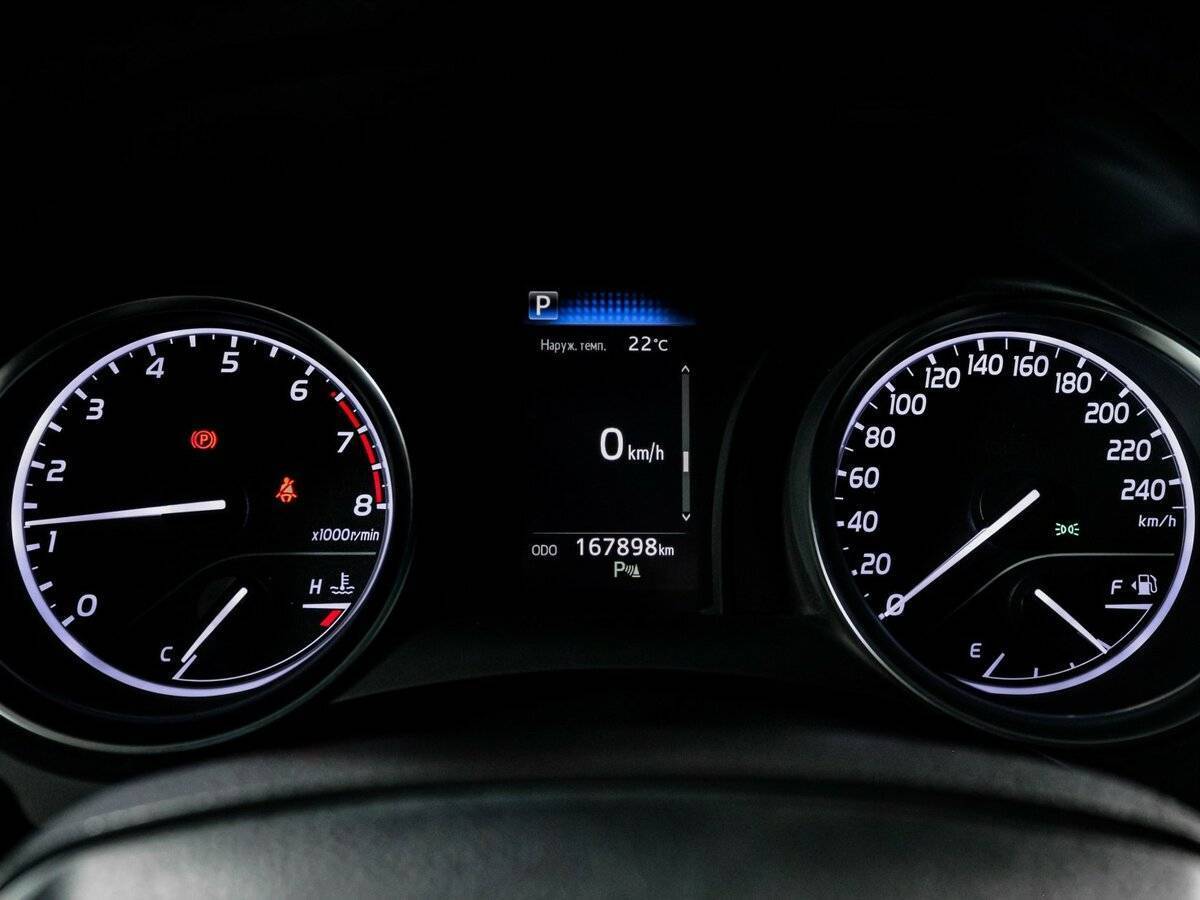 Toyota Camry, 2019 Фото №11