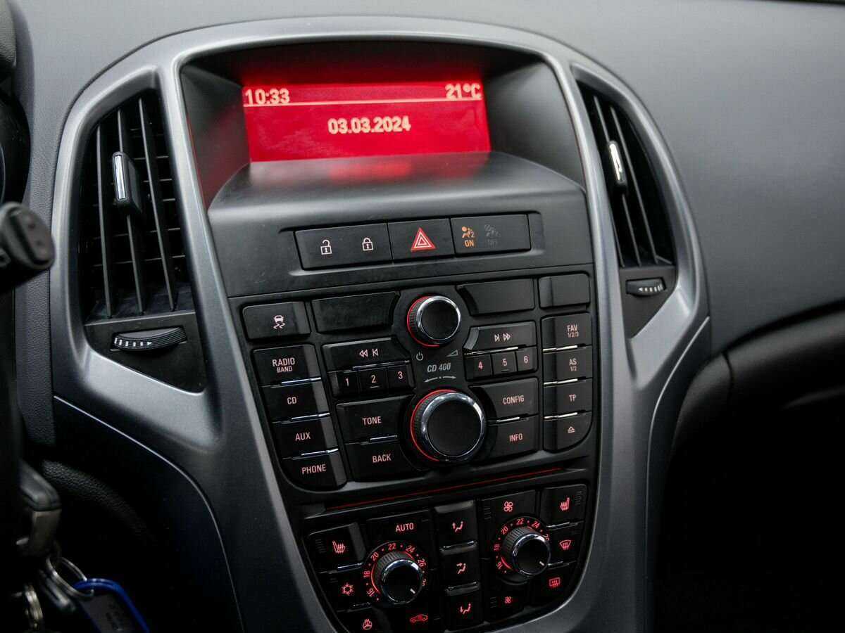 Opel Astra GTC, 2013 Фото №20