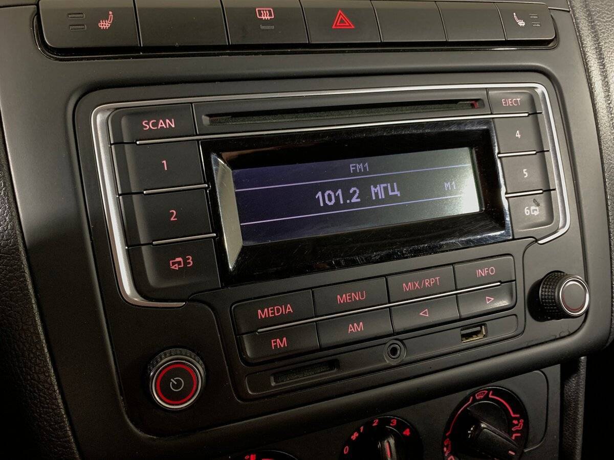 Volkswagen Polo, 2014 Фото №15