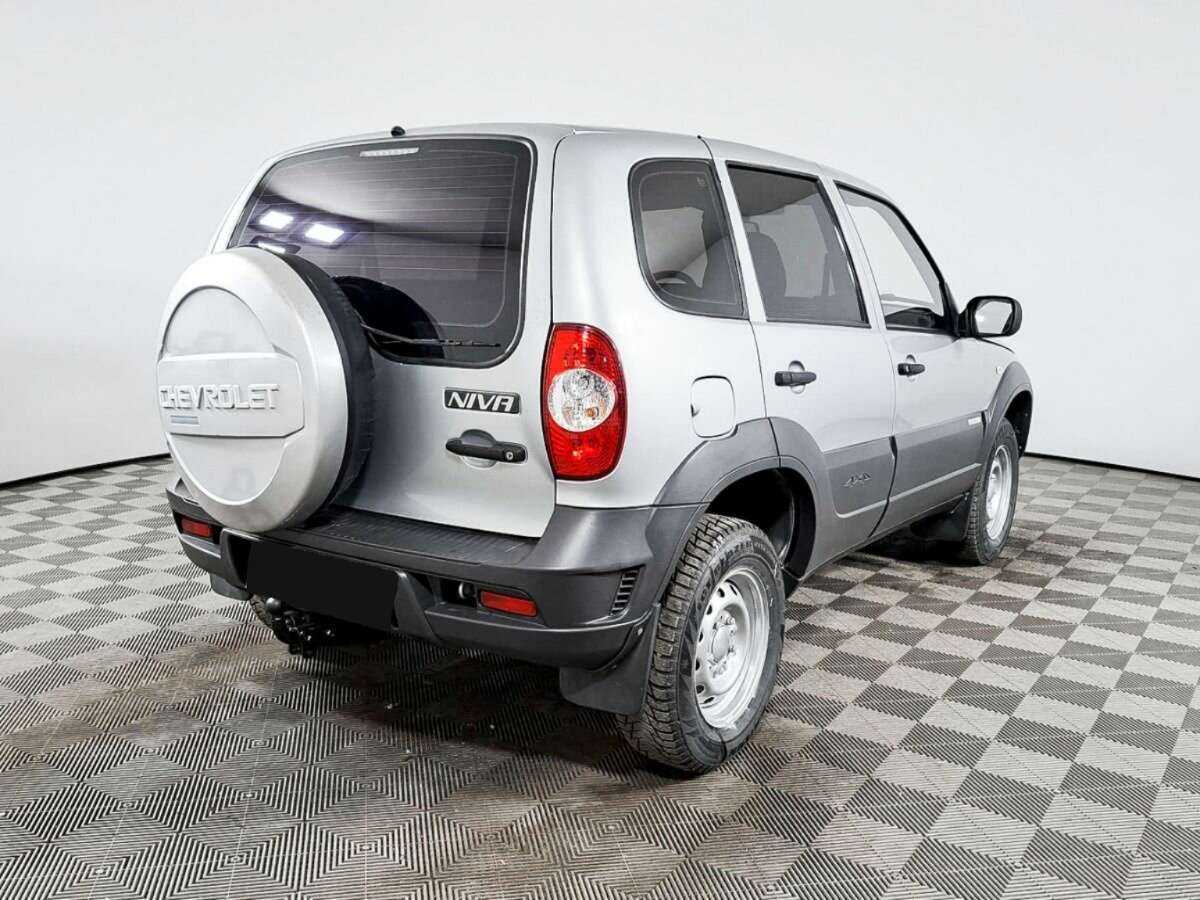 Chevrolet Niva, 2013 Фото №5