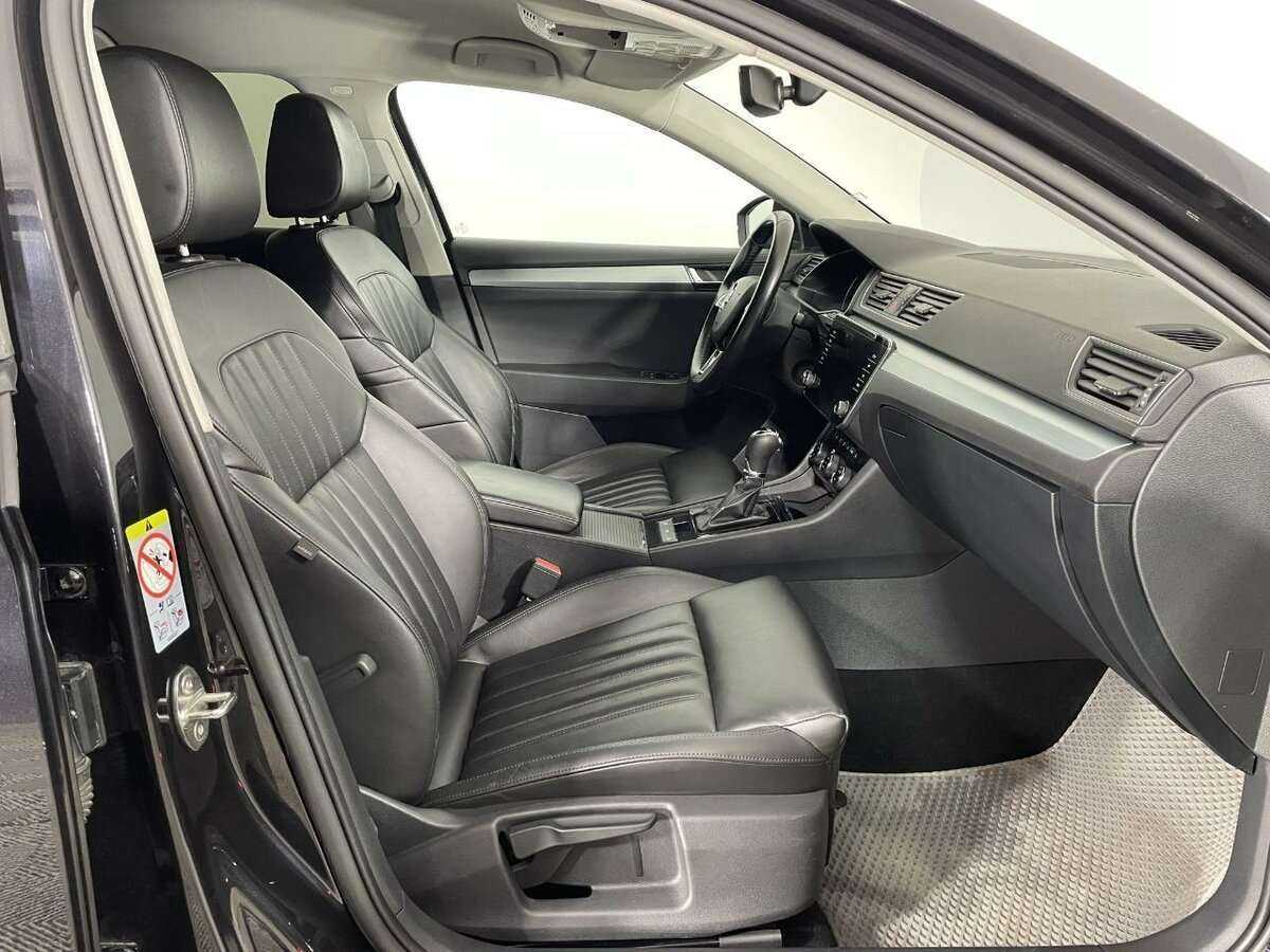 Skoda Superb, 2018 Фото №14