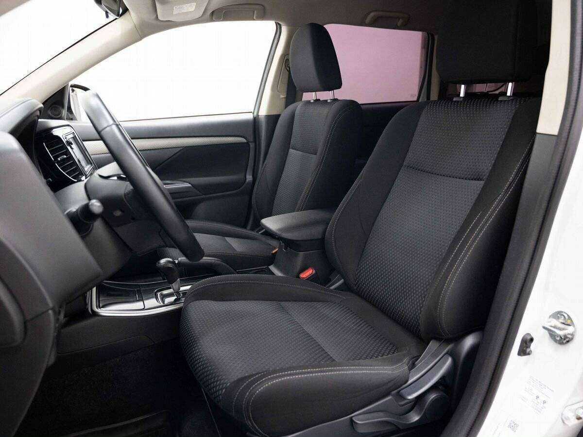 Mitsubishi Outlander, 2017 - 152 152 км. | Фото №8