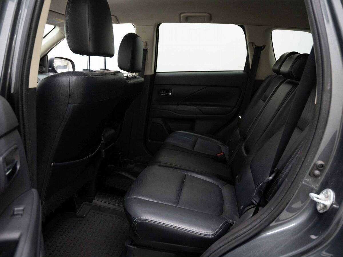 Mitsubishi Outlander, 2013 Фото №9