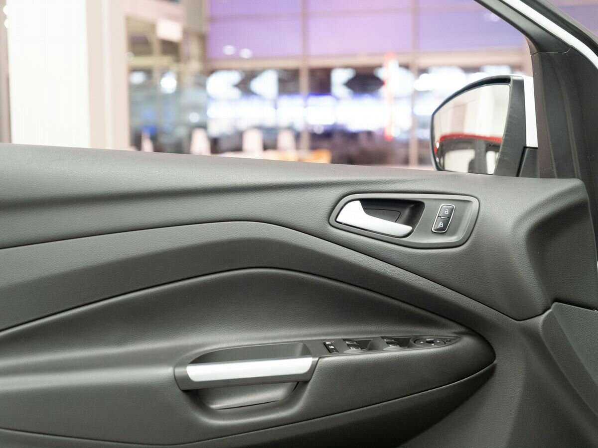 Ford Kuga, 2016 Фото №15