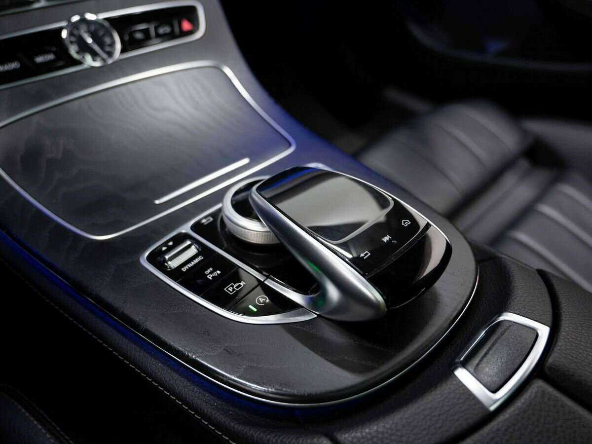 Mercedes-Benz E-Класс 200, 2017 Фото №27