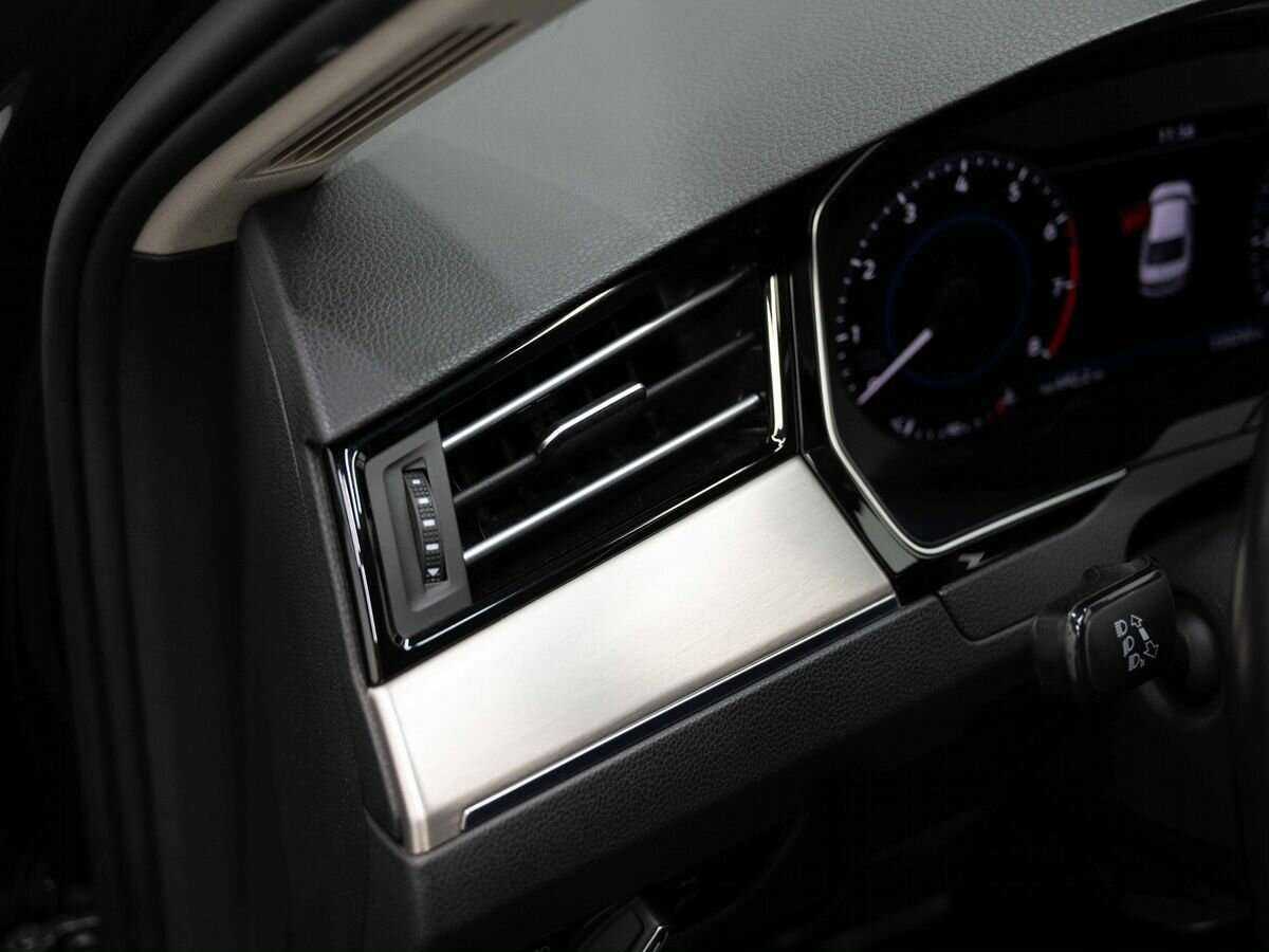 Volkswagen Passat, 2019 Фото №25