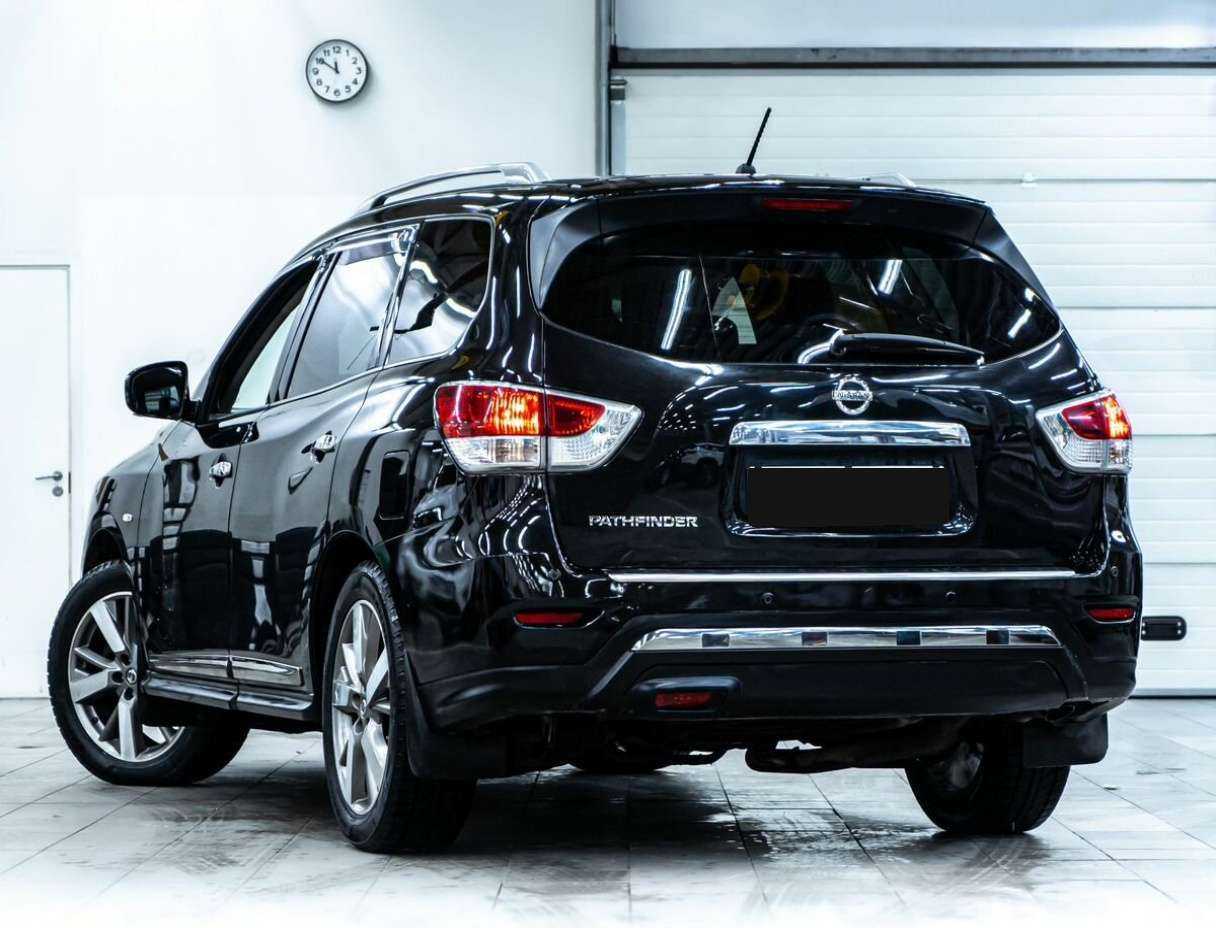 Nissan Pathfinder, 2015 - 195 000 км. | Фото №4