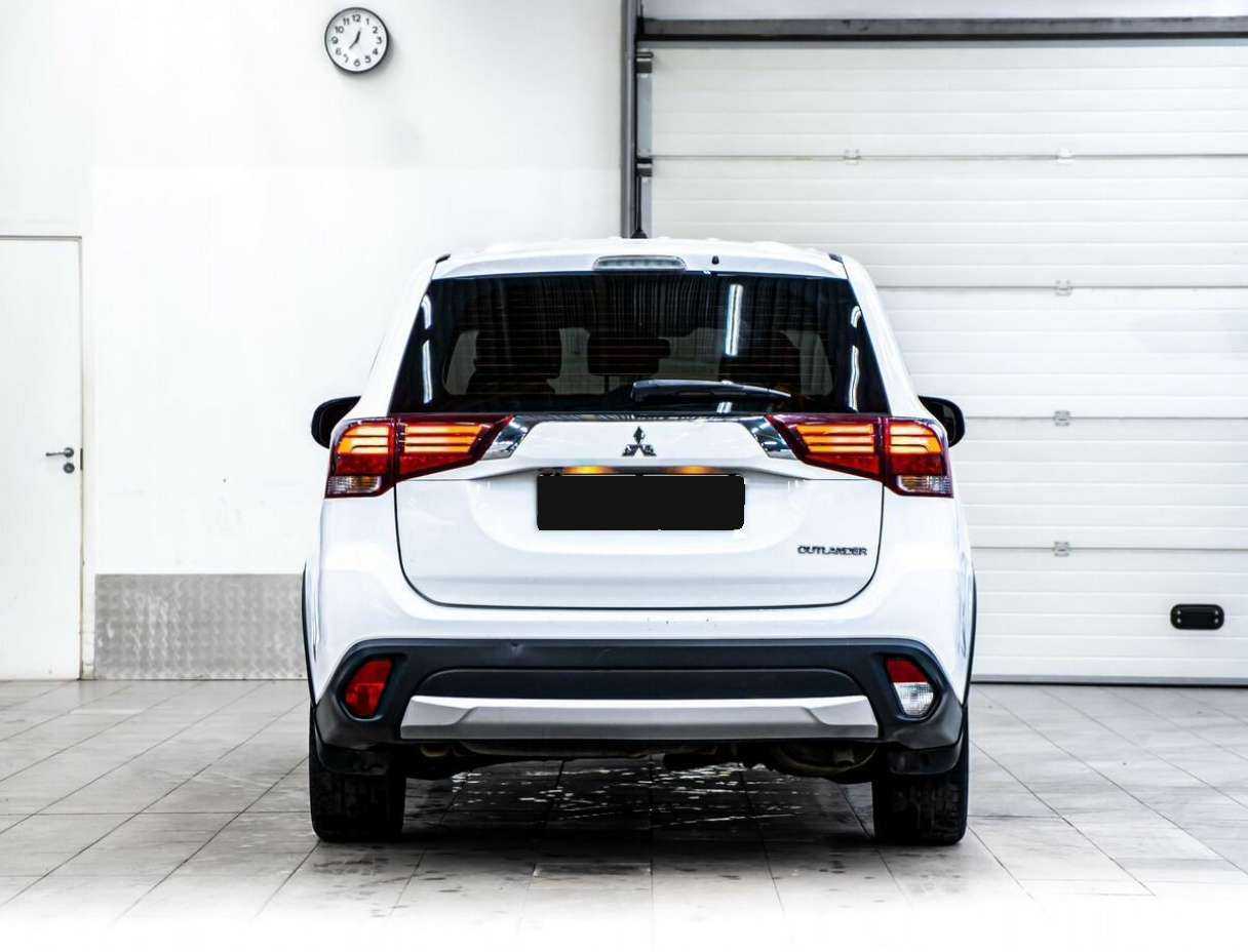 Mitsubishi Outlander, 2015 - 140 000 км. | Фото №5