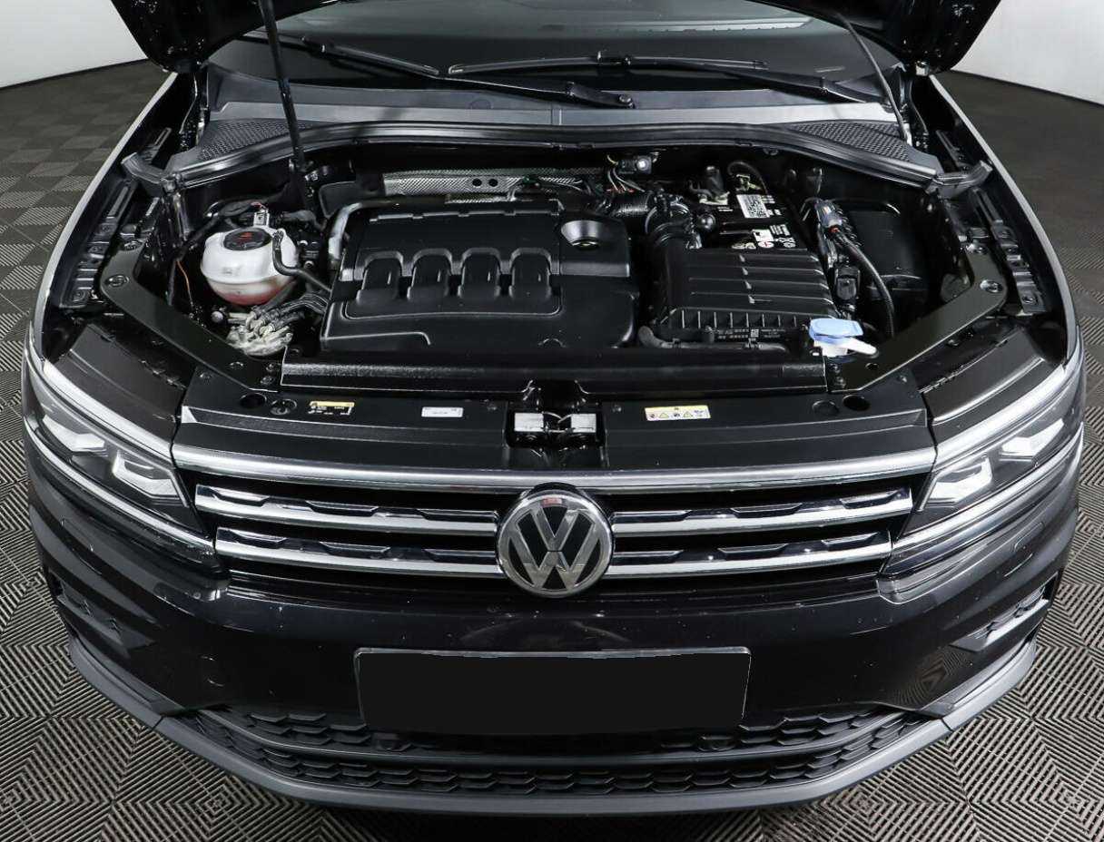Volkswagen Tiguan, 2020 - 70 446 км. | Фото №8