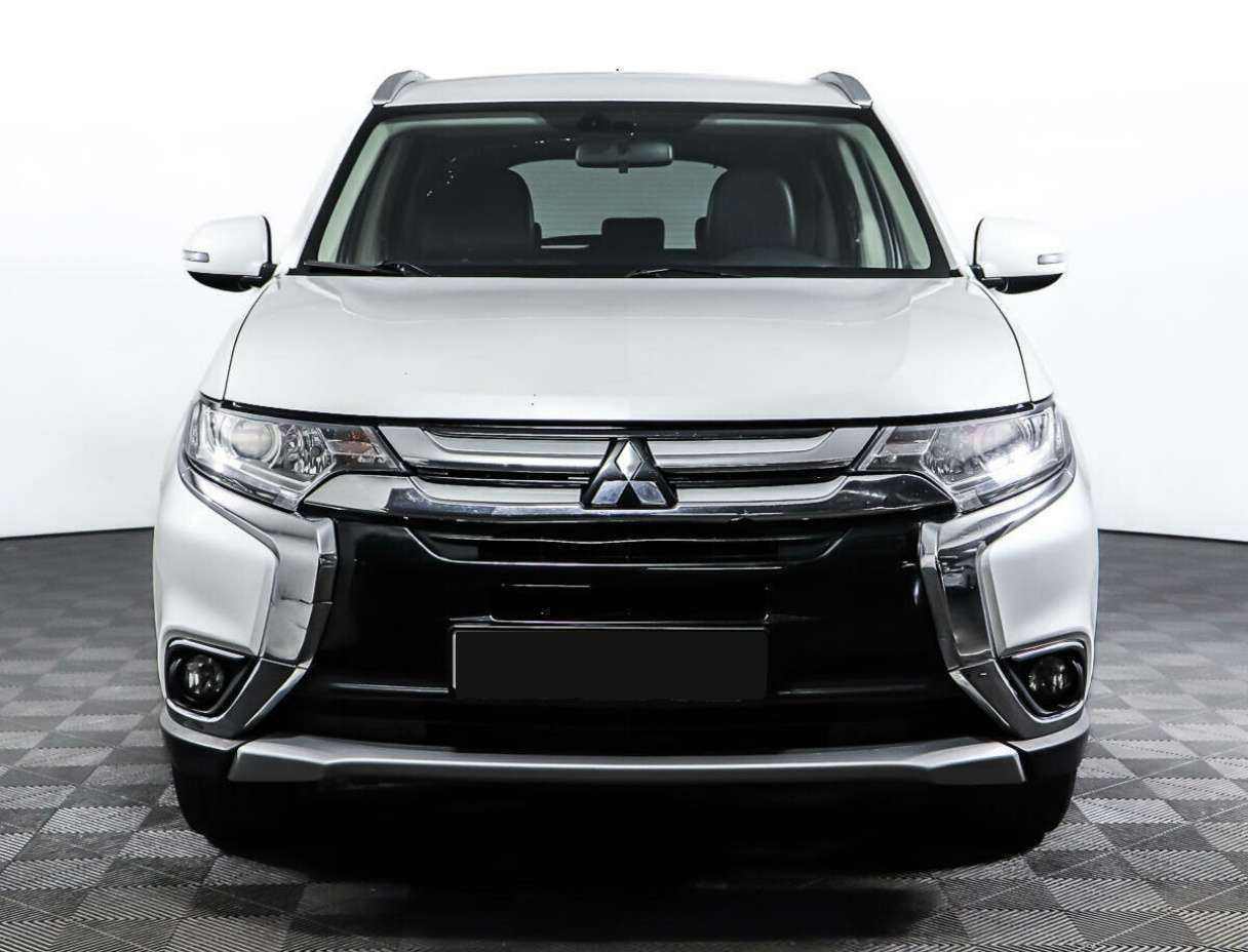 Mitsubishi Outlander, 2016 - 100 062 км. | Фото №2