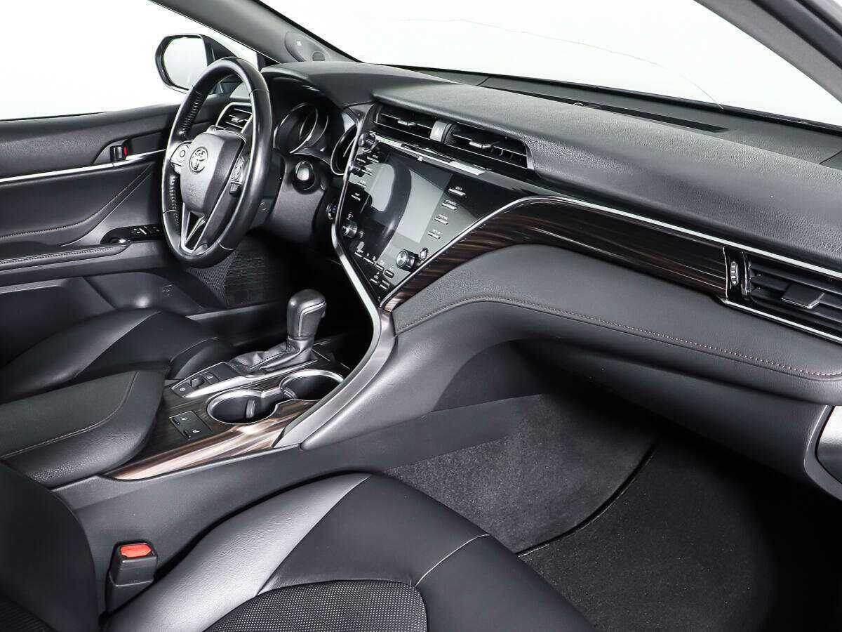 Toyota Camry, 2019 Фото №9