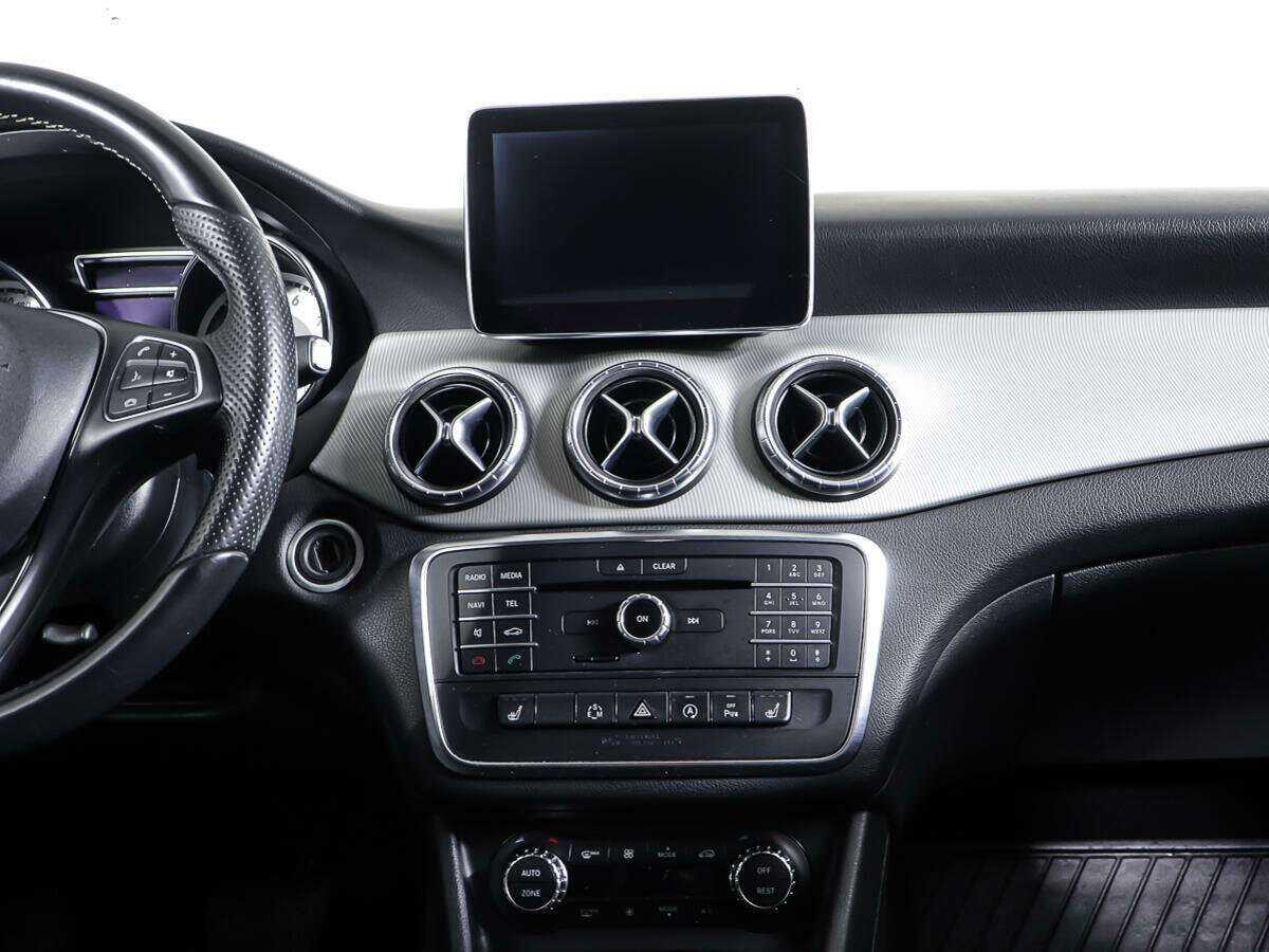 Mercedes-Benz CLA 200, 2015 Фото №11