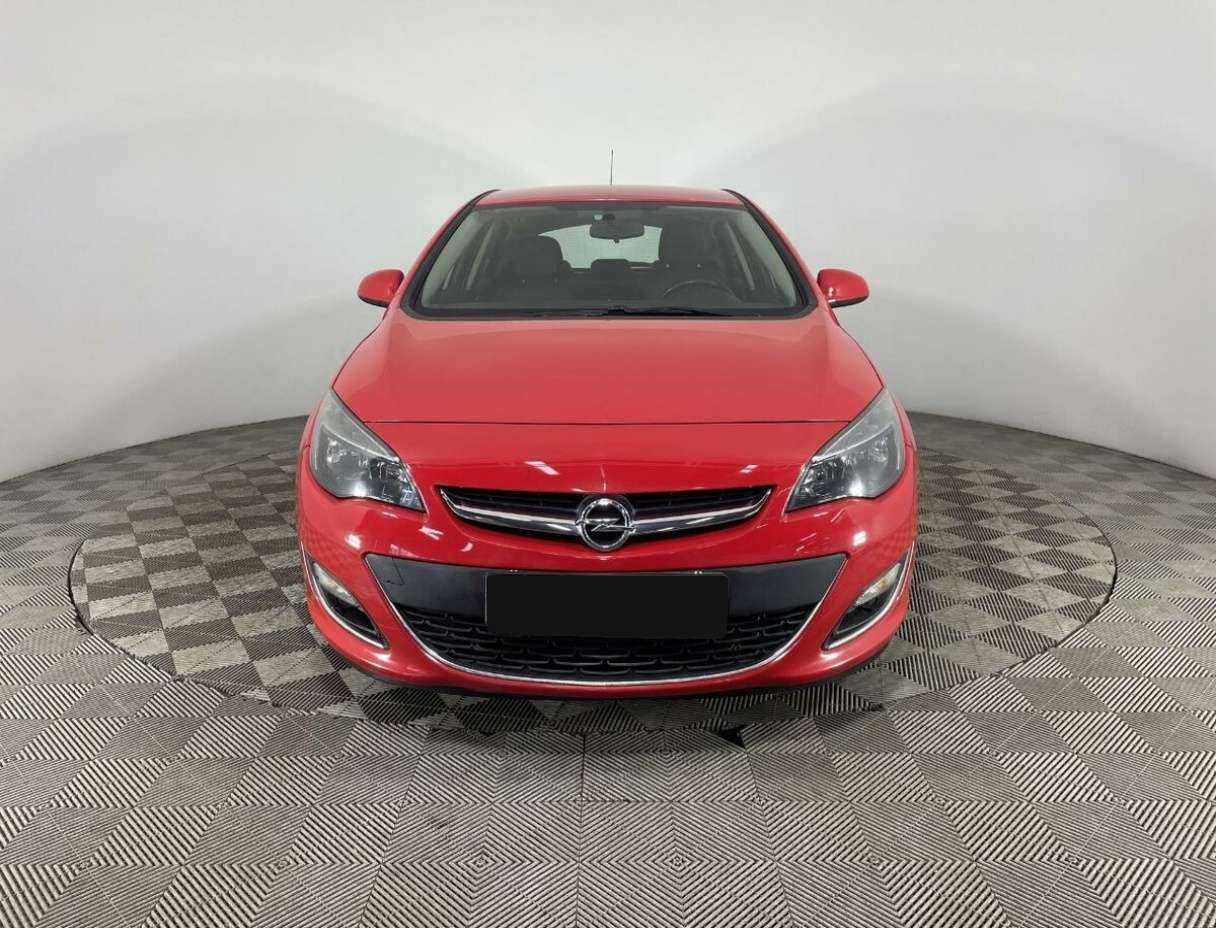 Opel Astra, 2013 - 112 653 км. | Фото №2