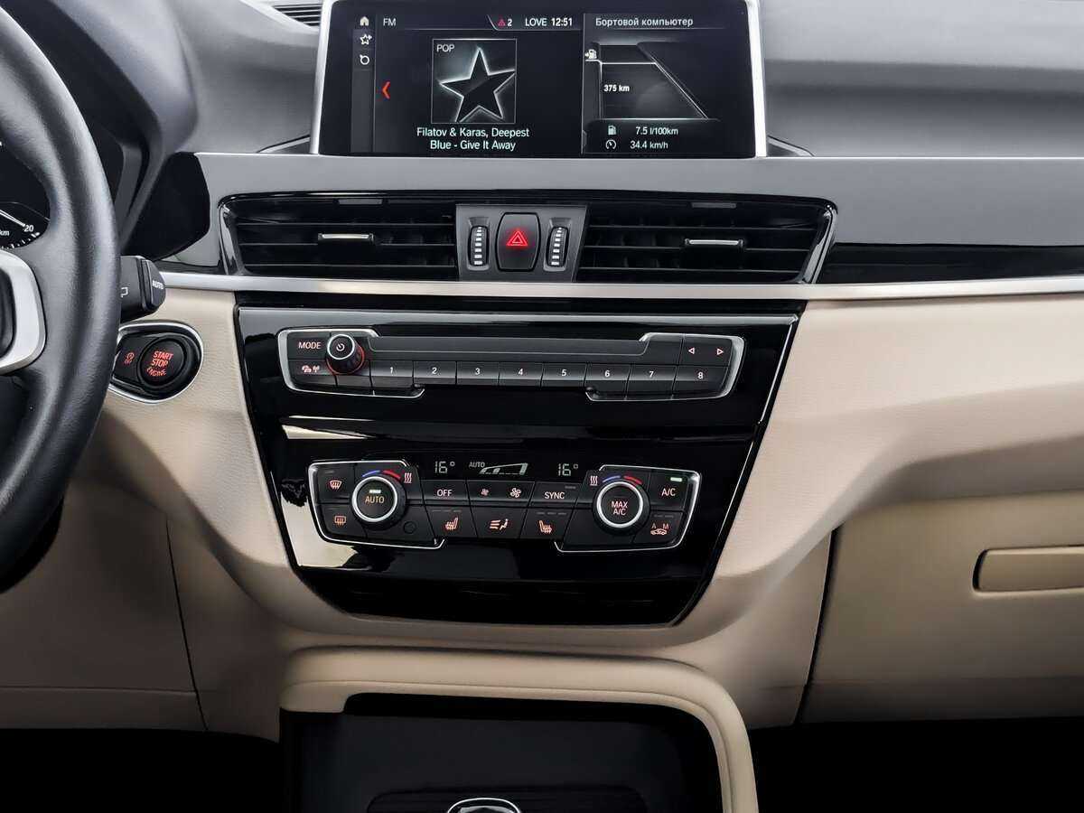 BMW X1 18i sDrive, 2021 Фото №13