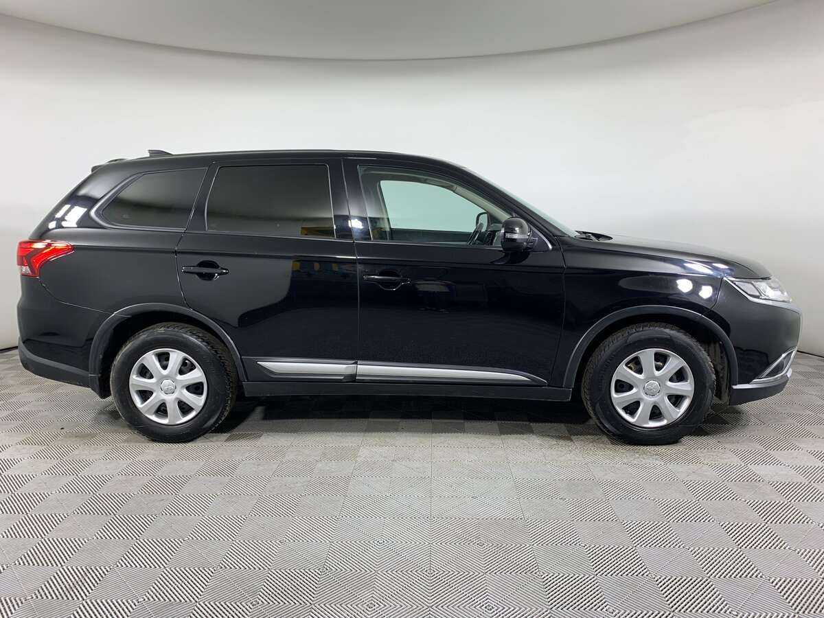 Mitsubishi Outlander, 2018 - 167 372 км. | Фото №4