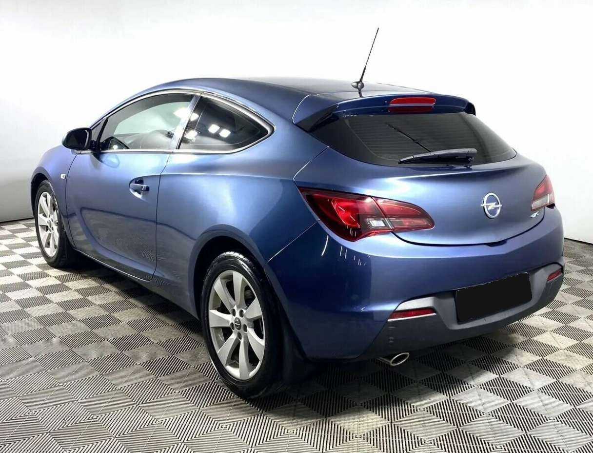 Opel Astra GTC, 2013 - 127 000 км. | Фото №7