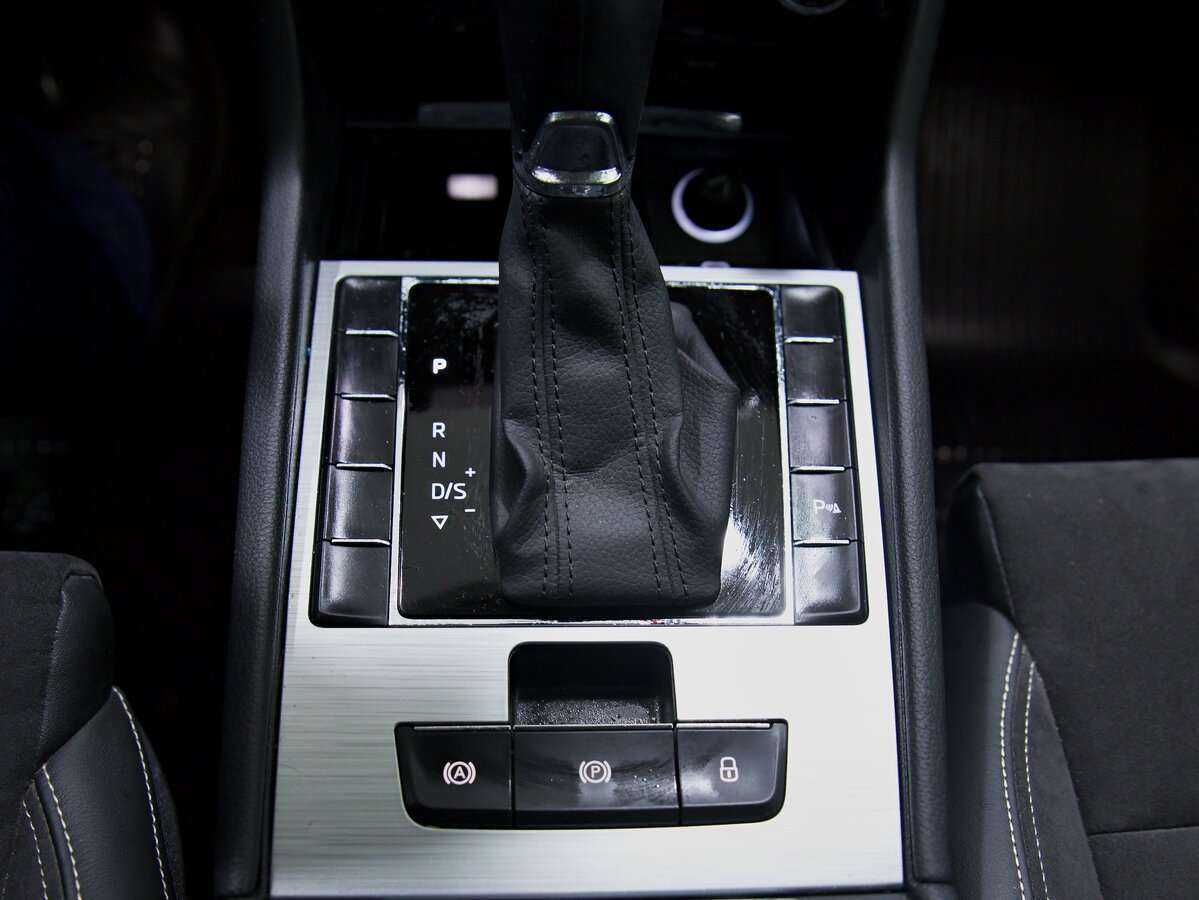 Skoda Superb, 2021 Фото №12