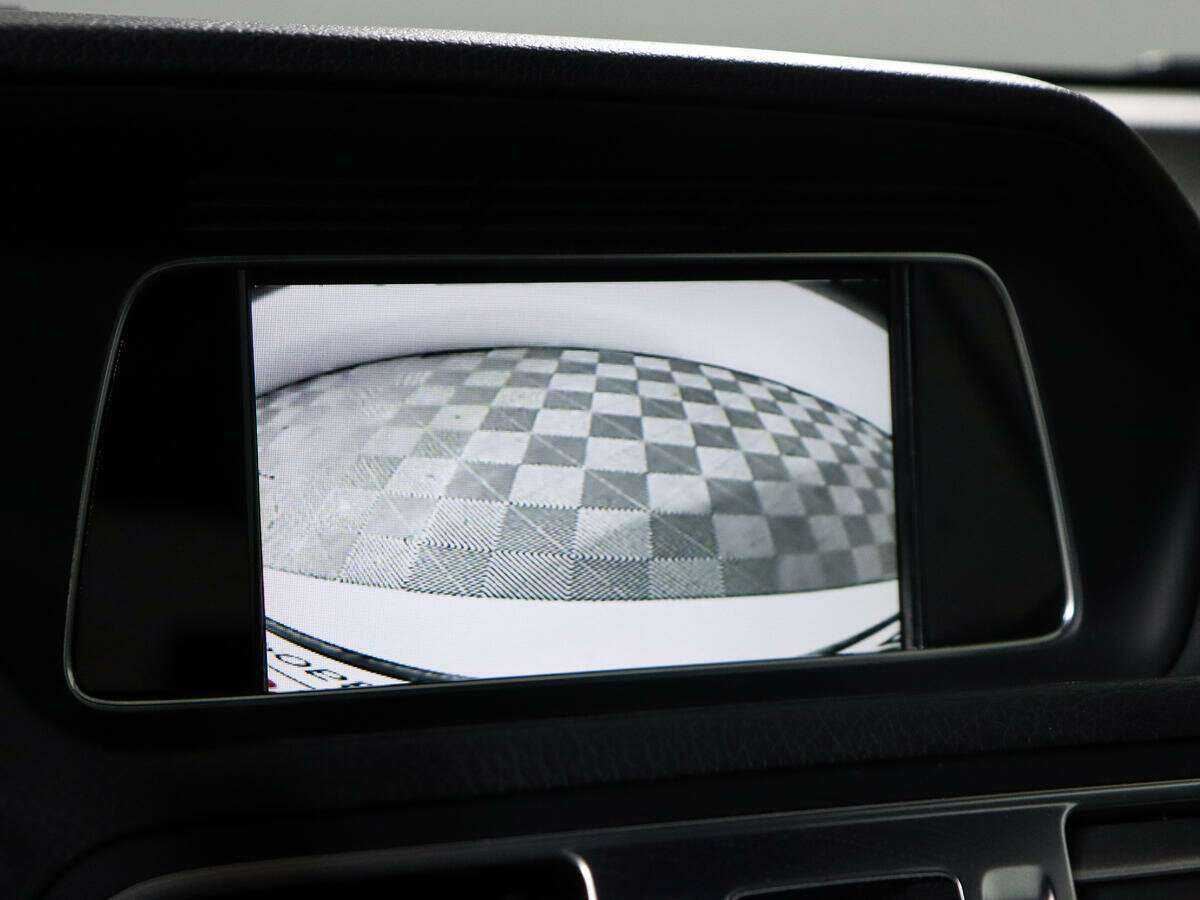 Mercedes-Benz E-Класс 200, 2013 Фото №12