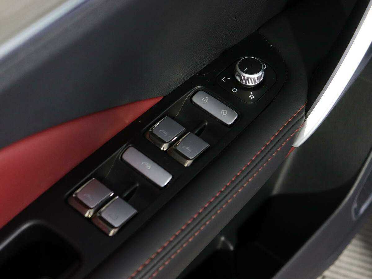 Geely Coolray, 2023 Фото №18