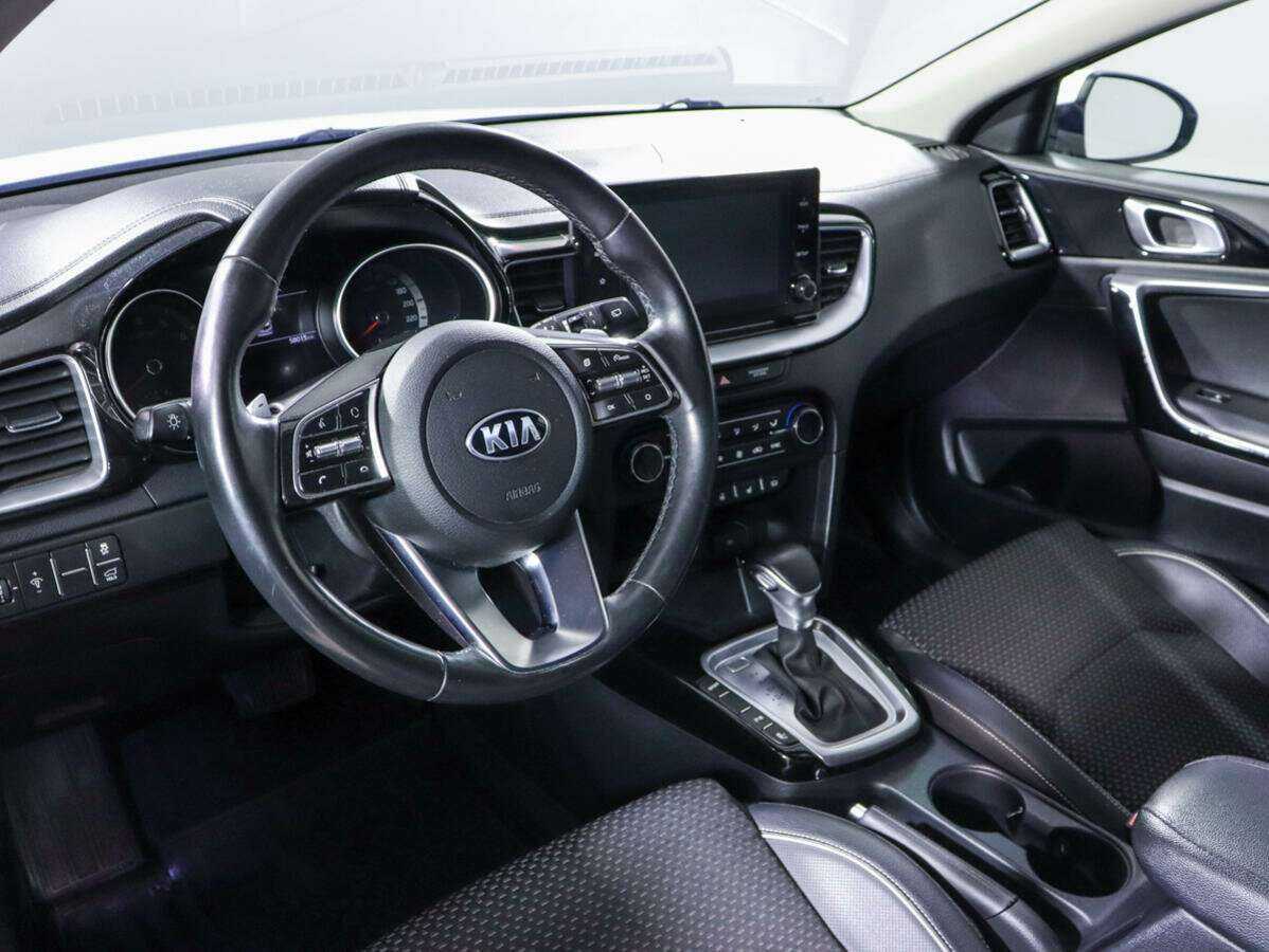 Kia XCeed, 2020 Фото №12
