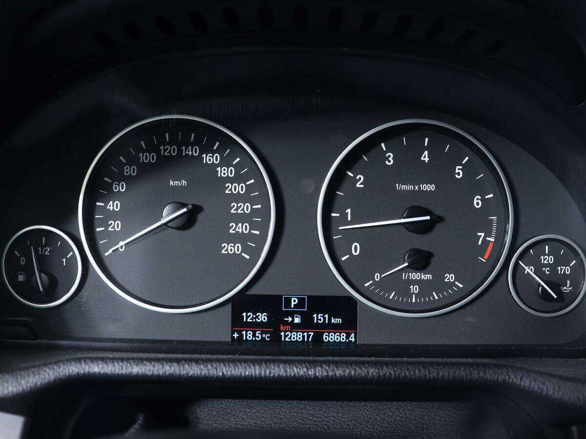 BMW X3 20i xDrive, 2013 Фото №9