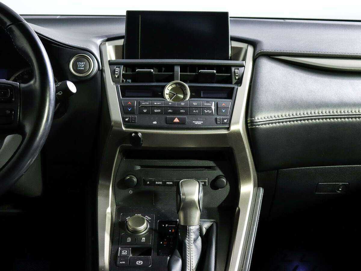 Lexus NX 200, 2017 Фото №11