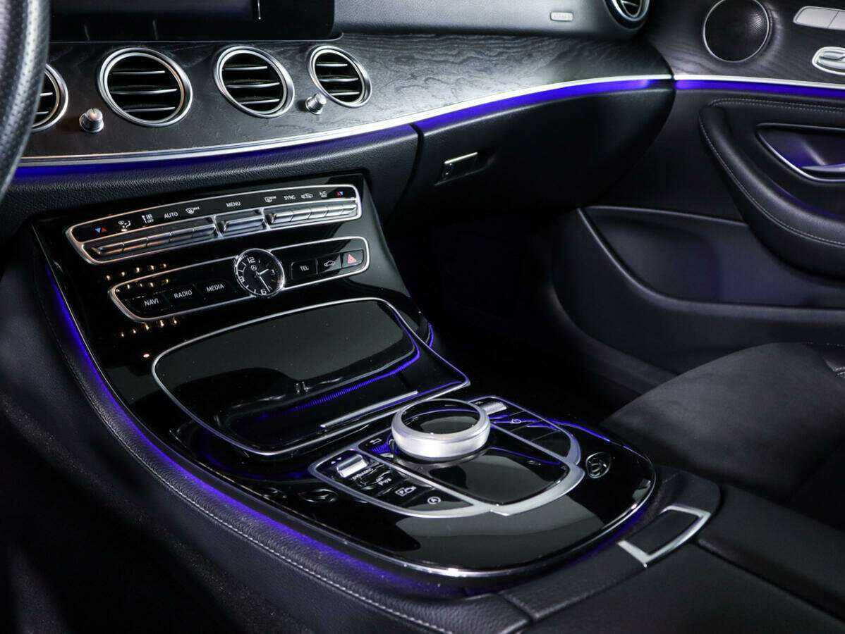 Mercedes-Benz E-Класс 200, 2016 Фото №17
