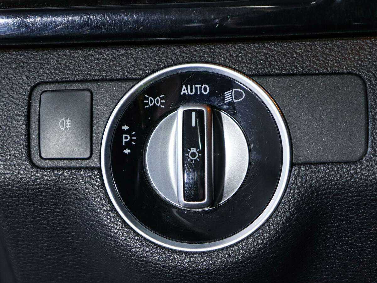 Mercedes-Benz E-Класс 350, 2012 Фото №16