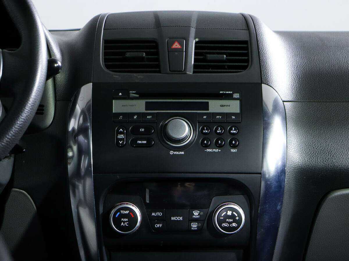 Suzuki SX4, 2013 Фото №11