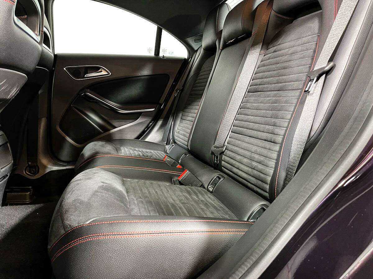 Mercedes-Benz CLA 200, 2013 Фото №8