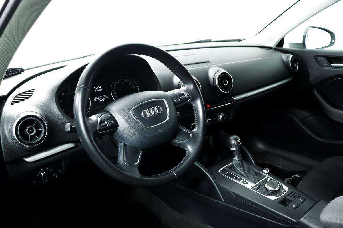 Audi A3, 2013 Фото №13