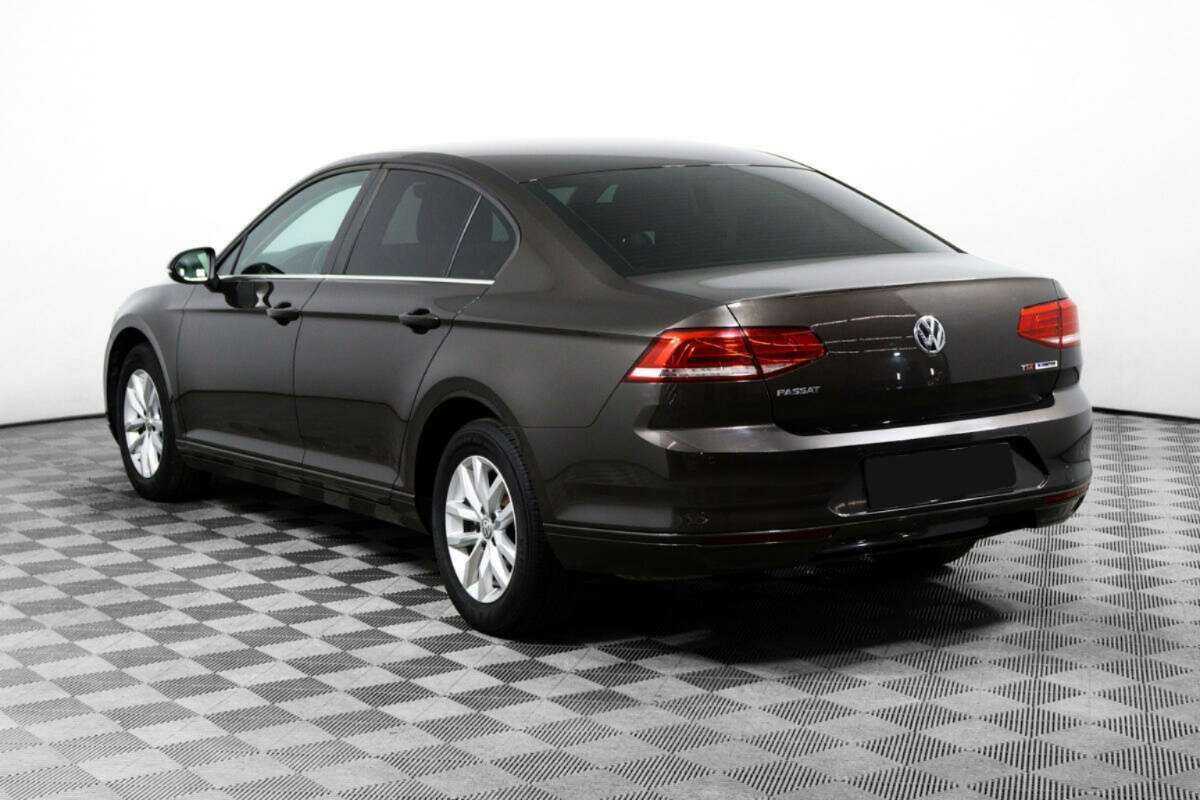 Volkswagen Passat, 2016 - 130 800 км. | Фото №7
